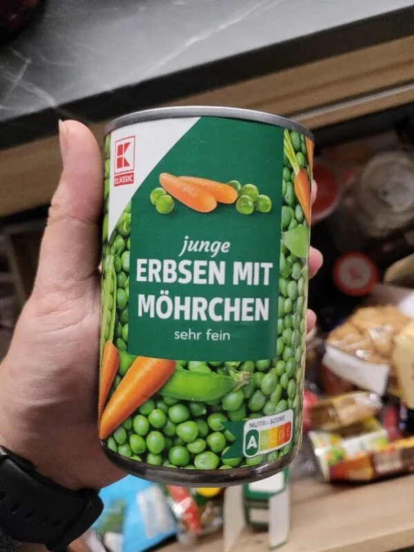 junge Erbsen mit Möhrchen