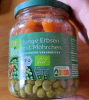 Junge Erbsen mit Möhrchen