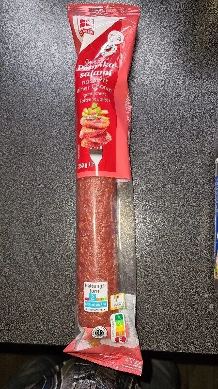 Paprika salami