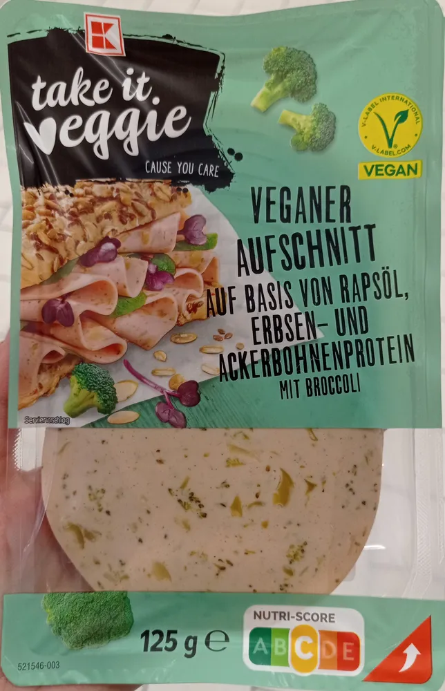 Veganer Aufschnitt mit Broccoli
