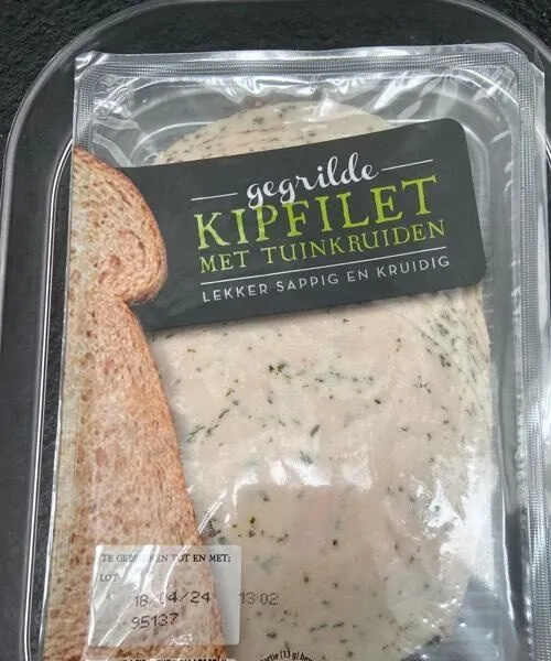 Gegrilde kipfilet met tuinkruiden
