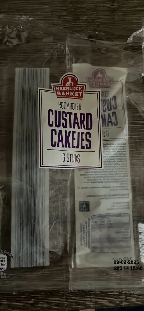 Custard cakejes