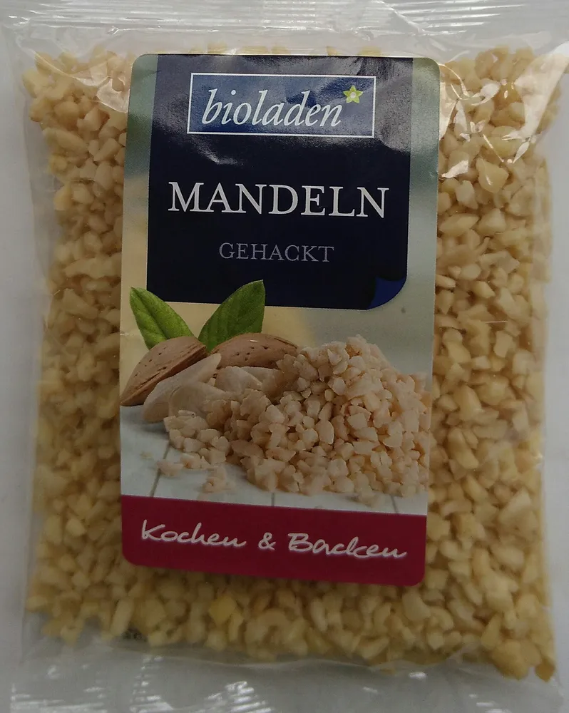 Mandeln gehackt