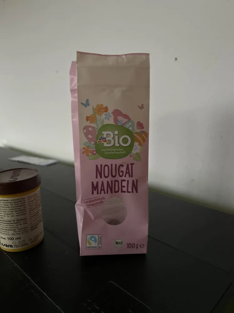 Nougat Mandeln