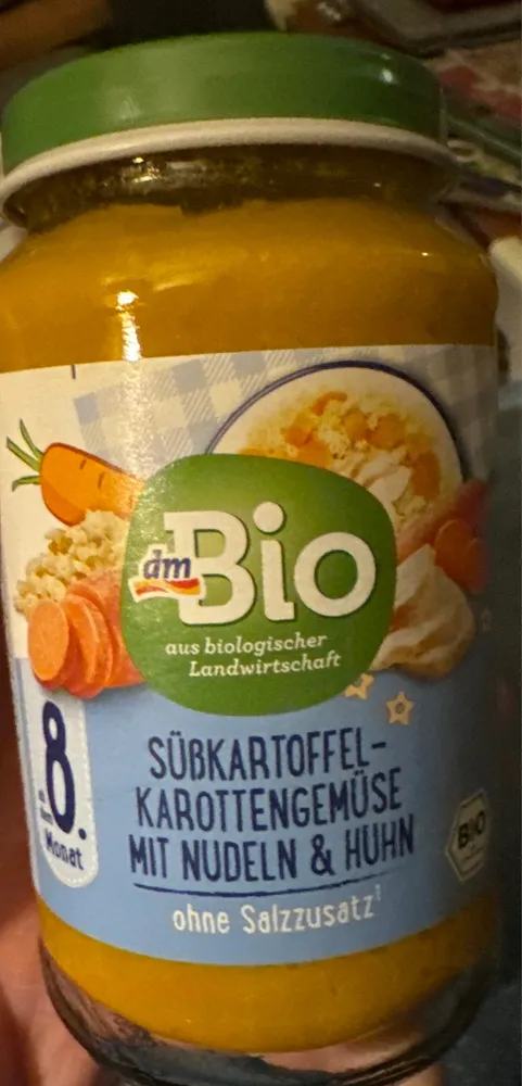 Süßkartoffel-Karottengemüse mit Nudeln und Huhn (ab 8. Monat)