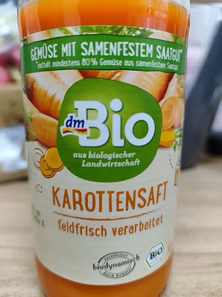 Karottensaft feldfrisch verarbeitet