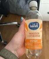 Wasser + Vitamine