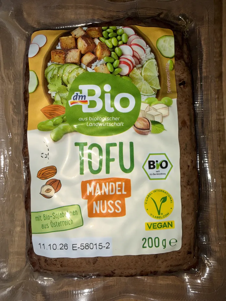 TOFU MANDEL NUSS