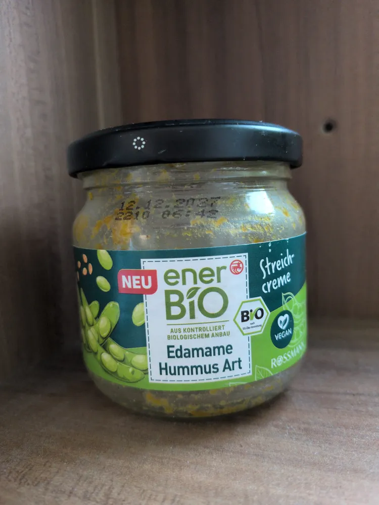 Edamame Hummus Art