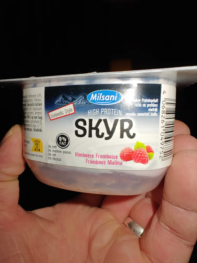 HIGH PROTEIN SKYR Himbeere Framboise Framboos Malina