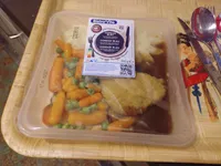 Cordon bleu mey erwten, wortelen en aardappelpuree