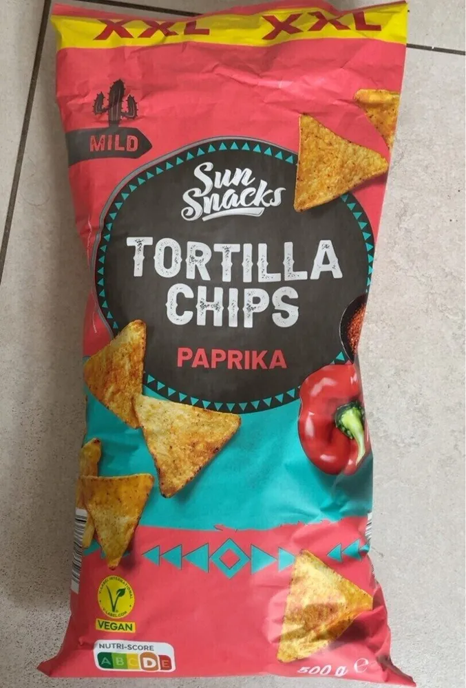 Tortilla chips paprika