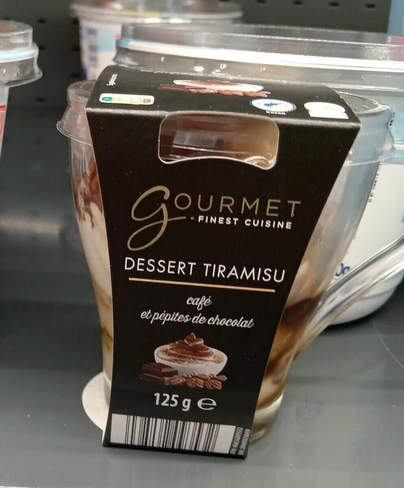 Dessert tiramisu et pépites de chocolat