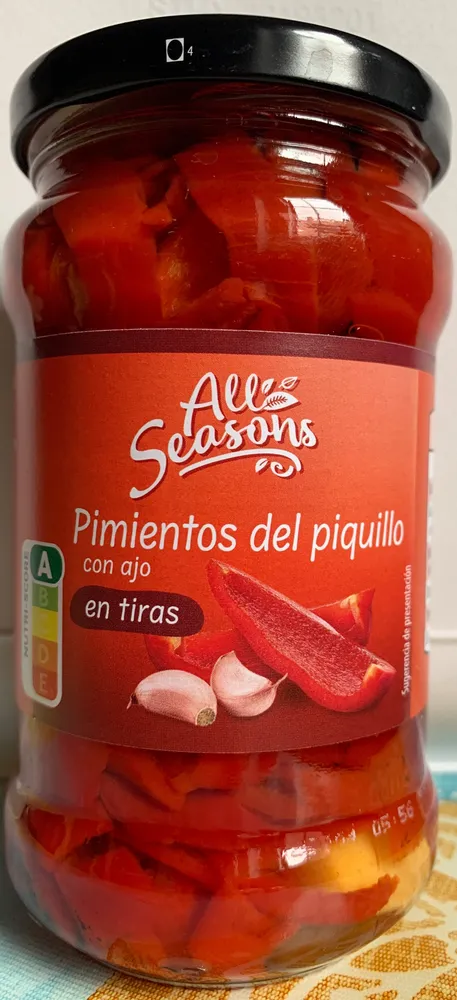 Pimientos del piquillo con ajo en tiras