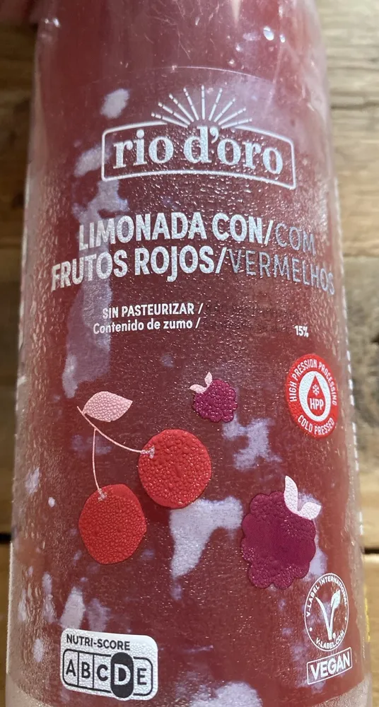 Limonada Con Frutos Rojos