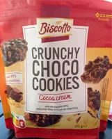 Crunchy choco cookies cocoa cream