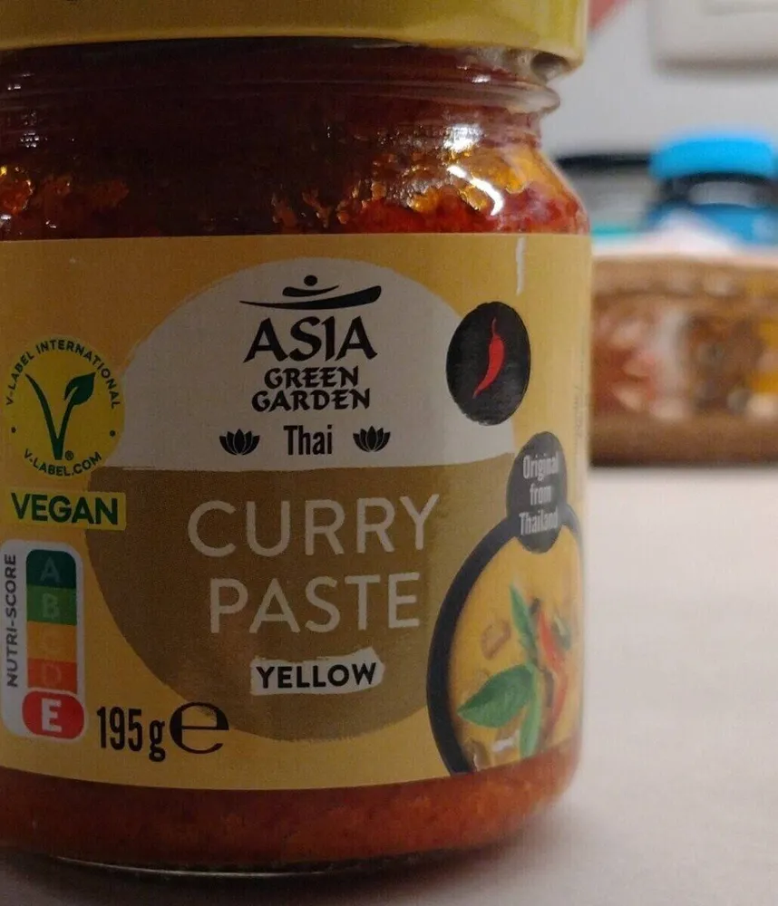 Curry paste yellow