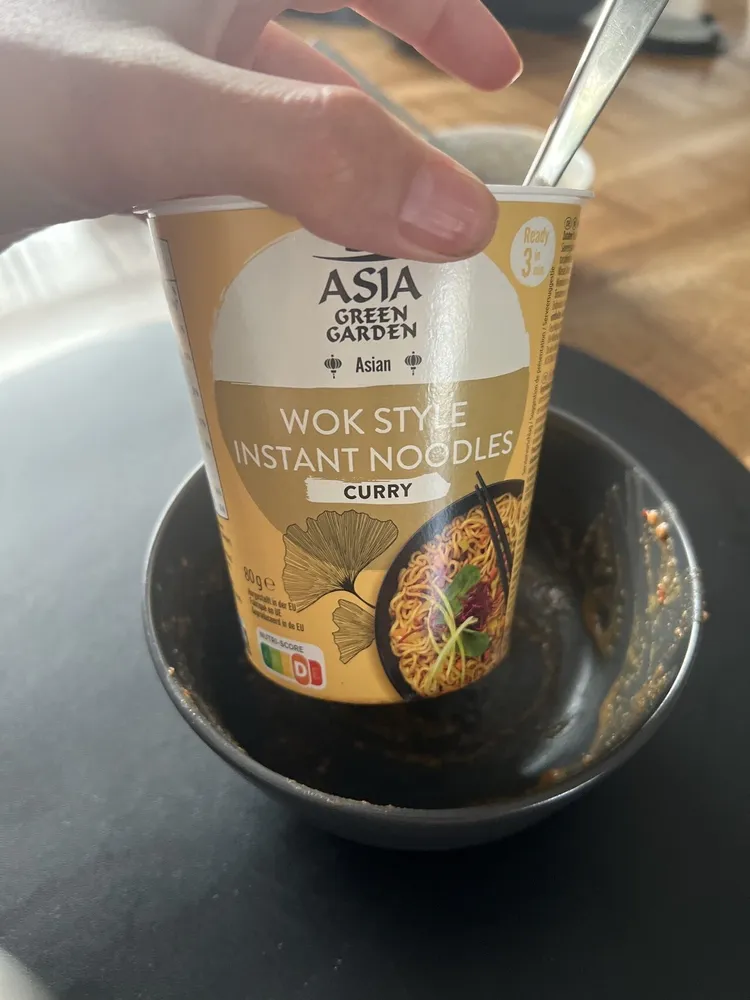 Instant noodles