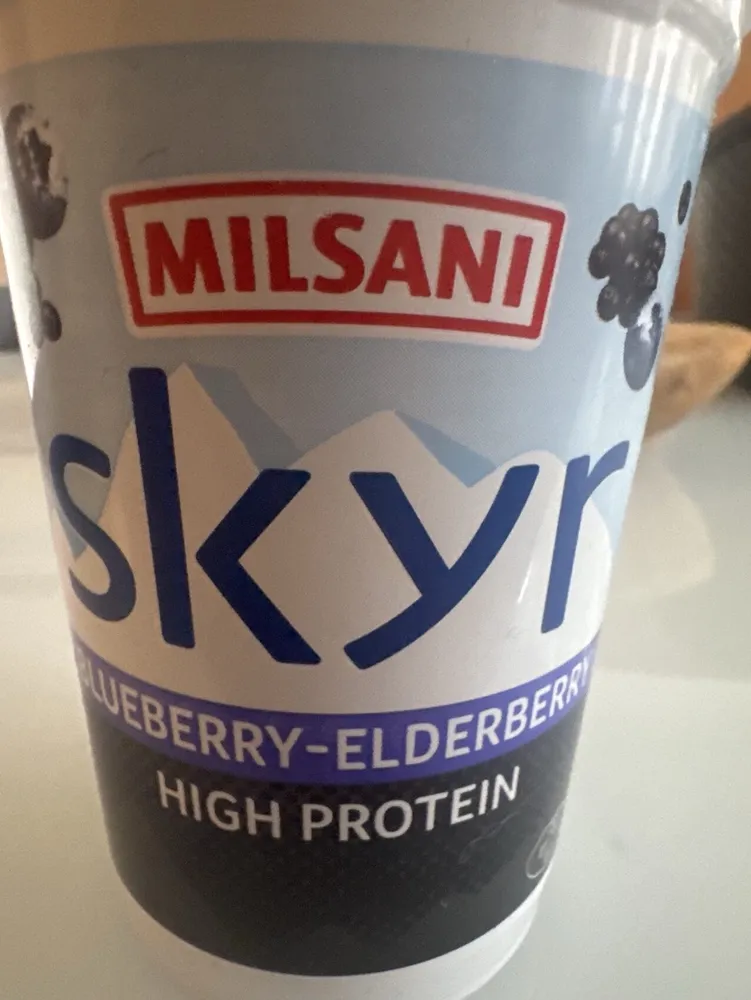 Blueberry-Elderberry Skyr