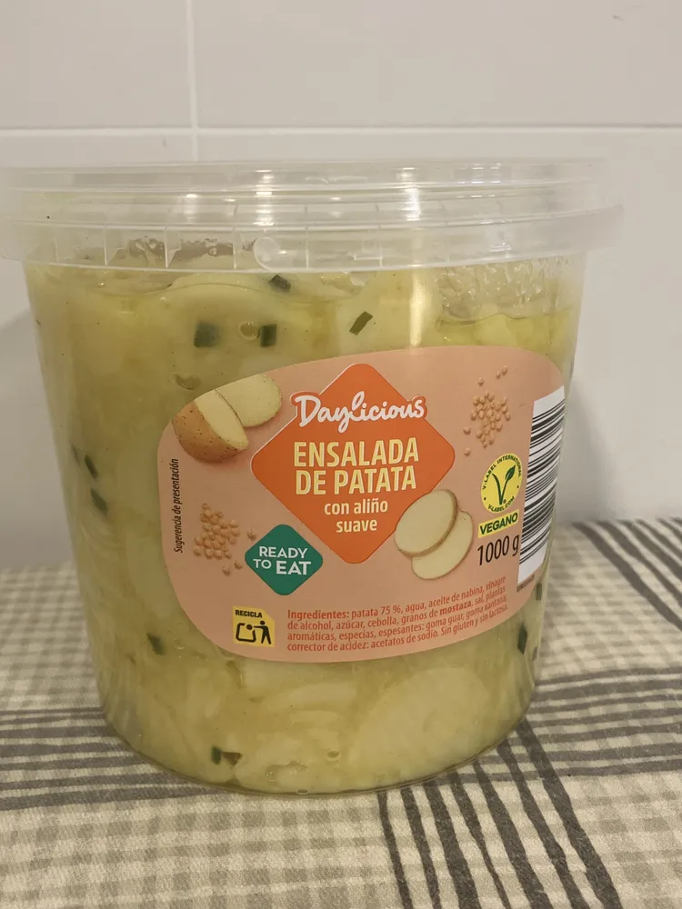 Ensalada de patata con aliño suave