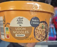 Udon noodles peanut