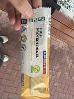 High Protein Riegel Lemon Cake