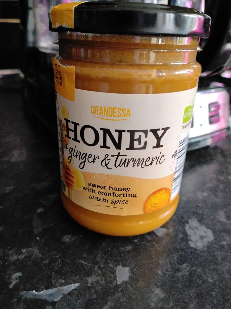 Honey With Ginger And Tumeric