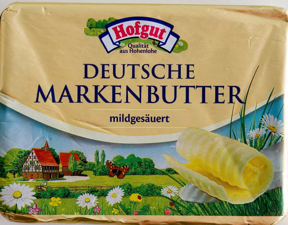 Deutsche Markenbutter mildgesäuert
