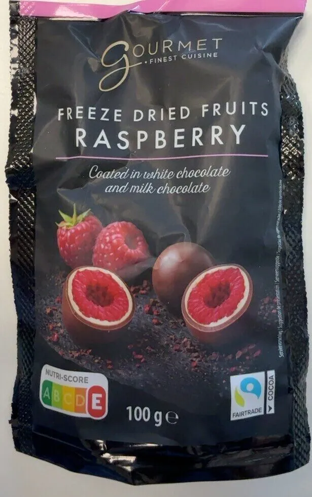 Framboises enrobées de chocolat blanc et chocolat au lait