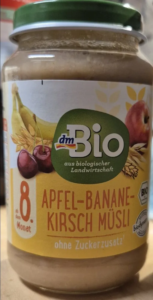 Apfel-Banane-Kirsch Müsli