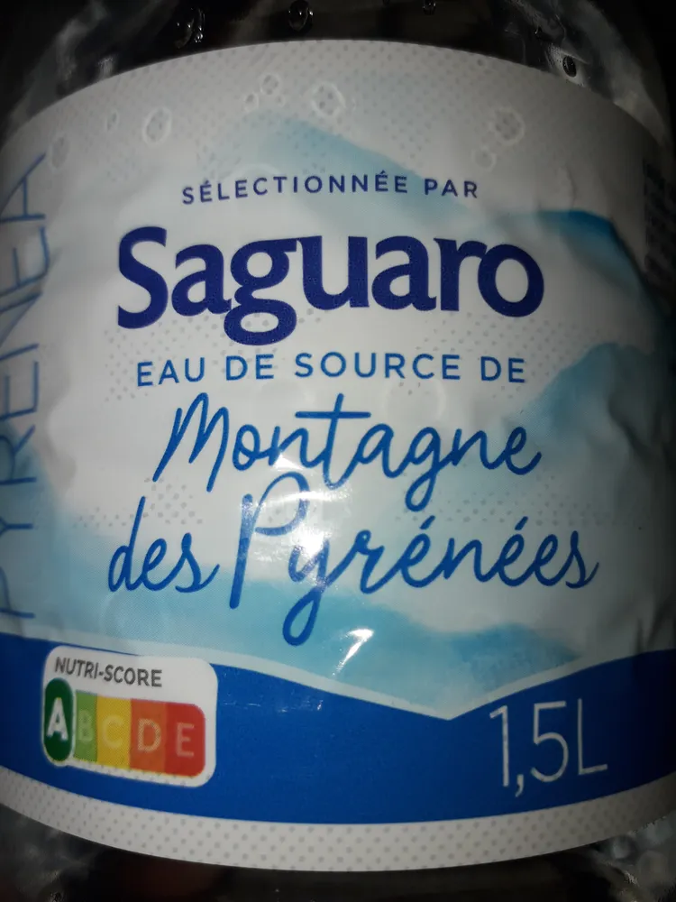 Eau de source de montagne