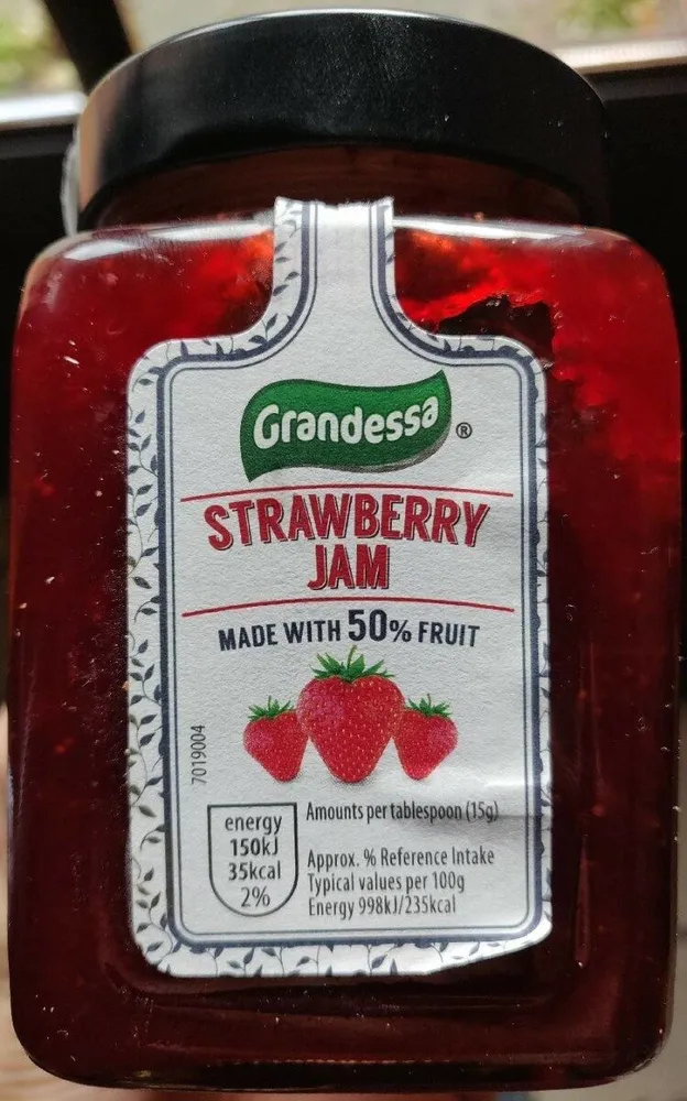 Strawberry Jam made with 50% of fruit