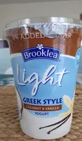 Light greek style coconut & vanilla yogurt