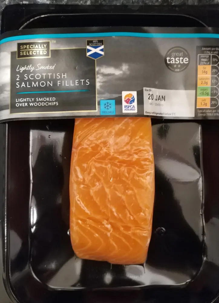 2 Scottish salmon fillets