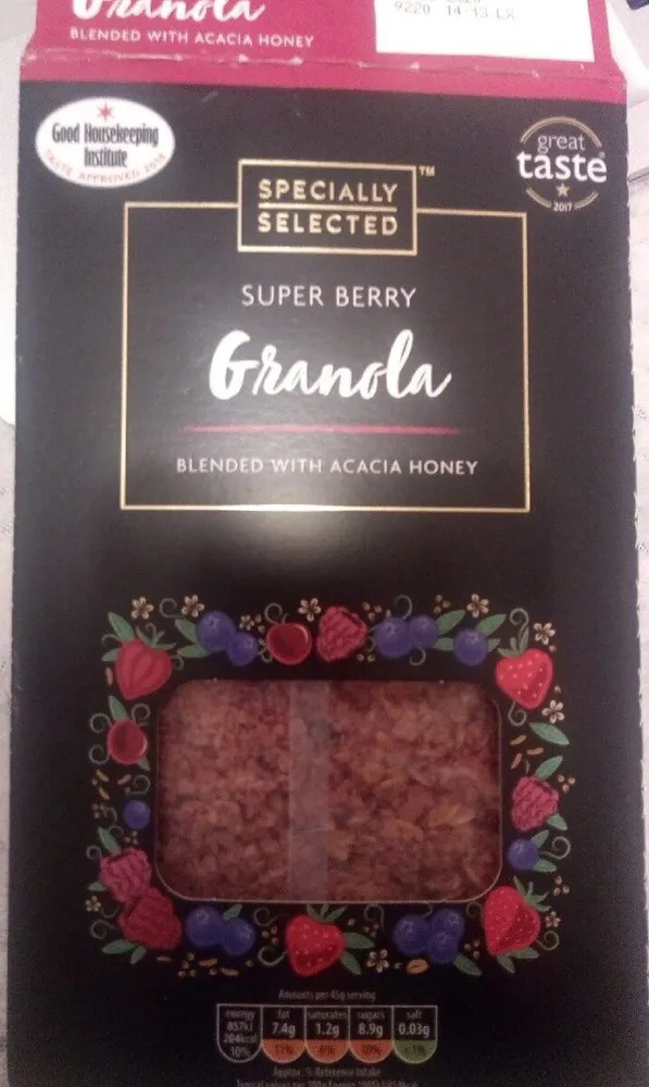 Super berry granola