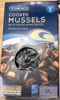Cooked mussels white wine sauce