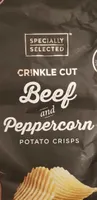 Crinkle cut beef and peppercorn potato crisps