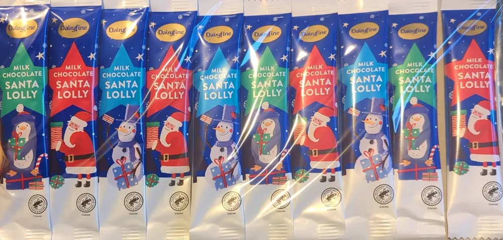 Solid milk chocolate lollipops