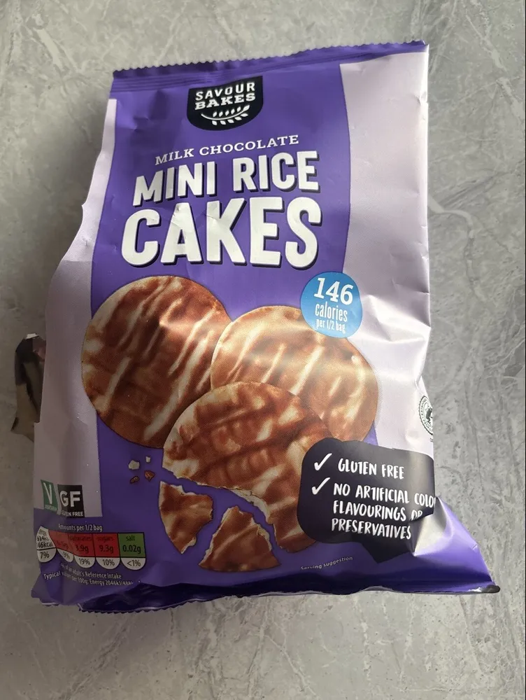 Milk chocolate mini rice cakes