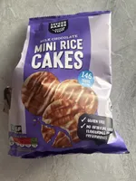 Milk chocolate mini rice cakes
