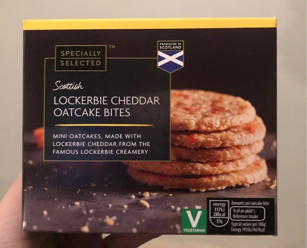 Lockerbie Cheddar Oatcake Bites