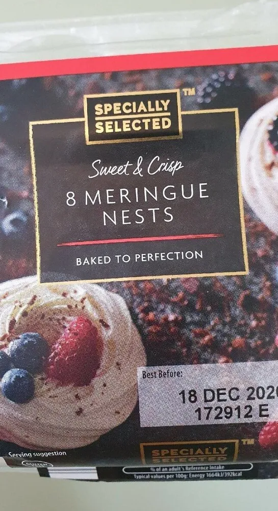 8 Meringue nests