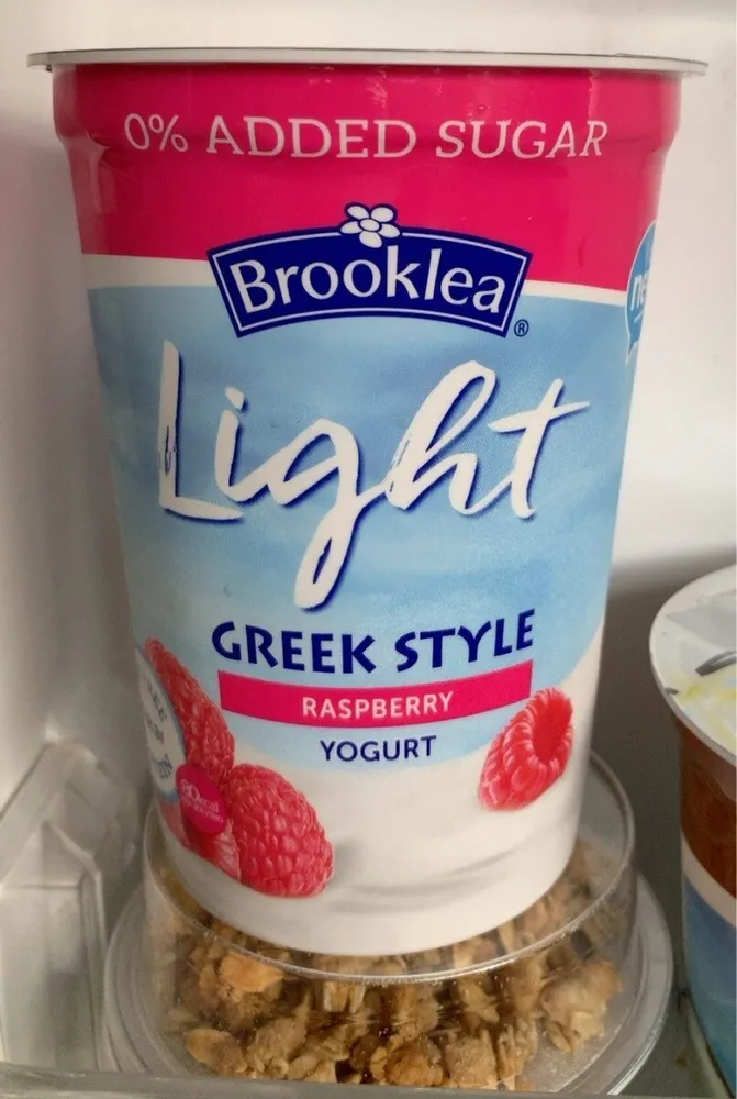 Light Greek Style Yoghurt: Raspberry