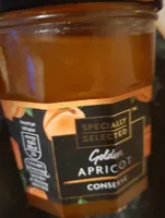 Golden apricot conserve