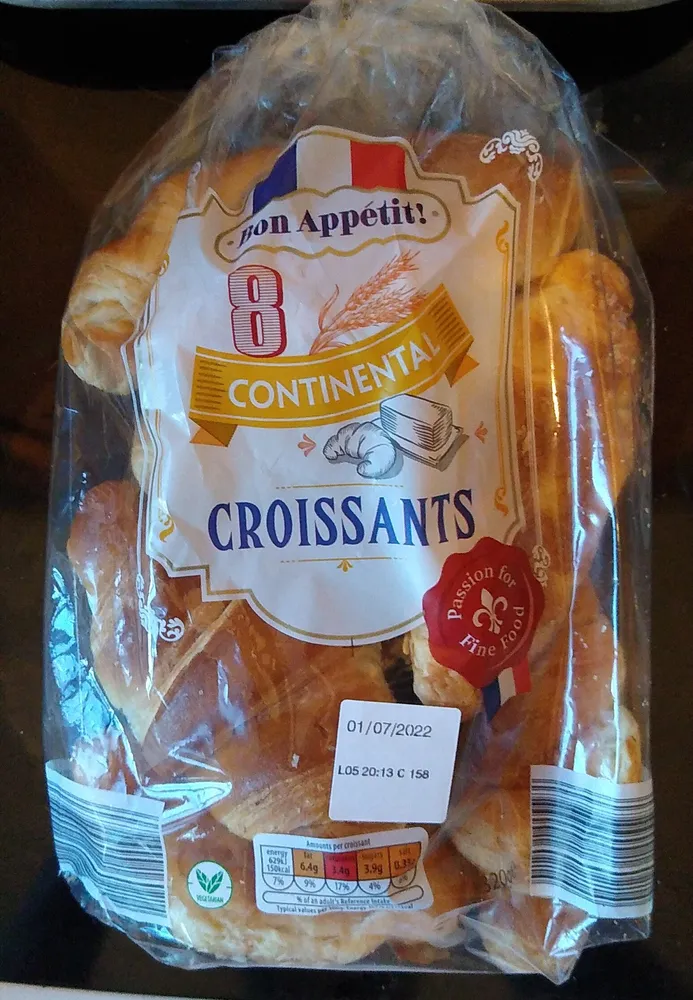 8 Continental Croissants