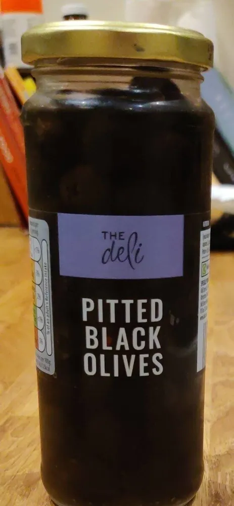 Pitted black olives