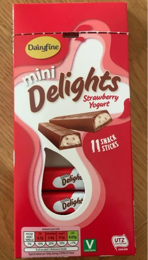 11 SNACK STICKS Dairyfine Delights Milk chocolate