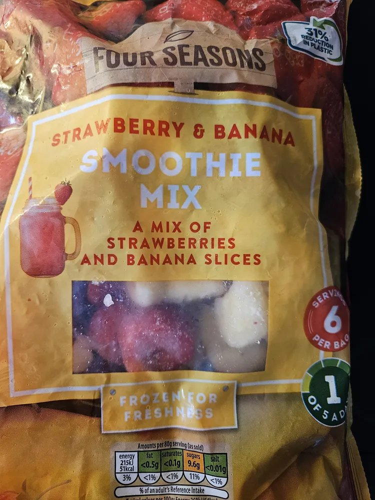 strawberries & banana smoothie mix