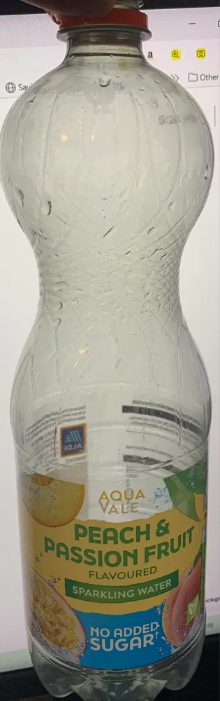 Peach & Passion Fruit Flavoured Sparkling Water