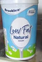 Low fat natural yogurt